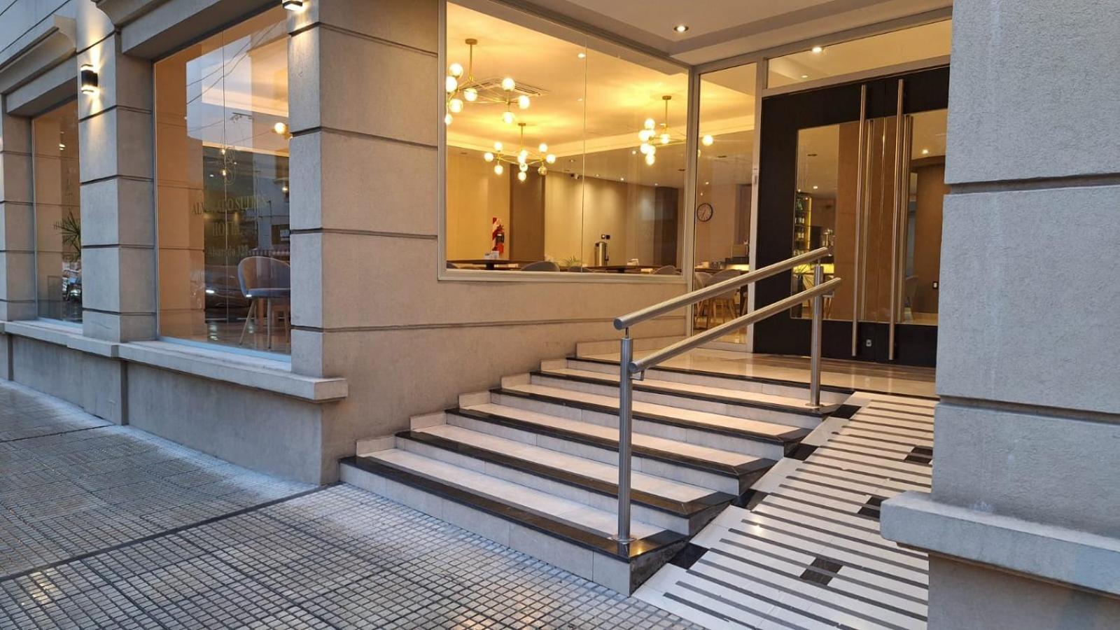 Hotel Alvarado Suites Salta Exterior foto